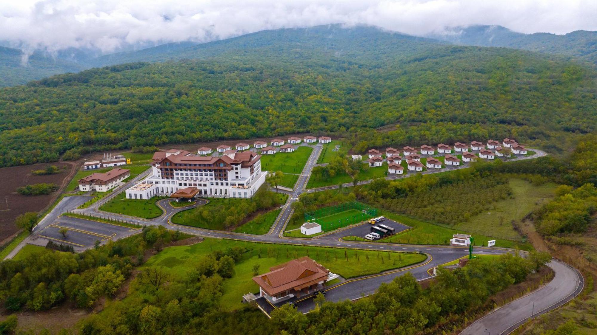 Shabran Wellbeing Resort Pirebedil' Eksteriør bilde